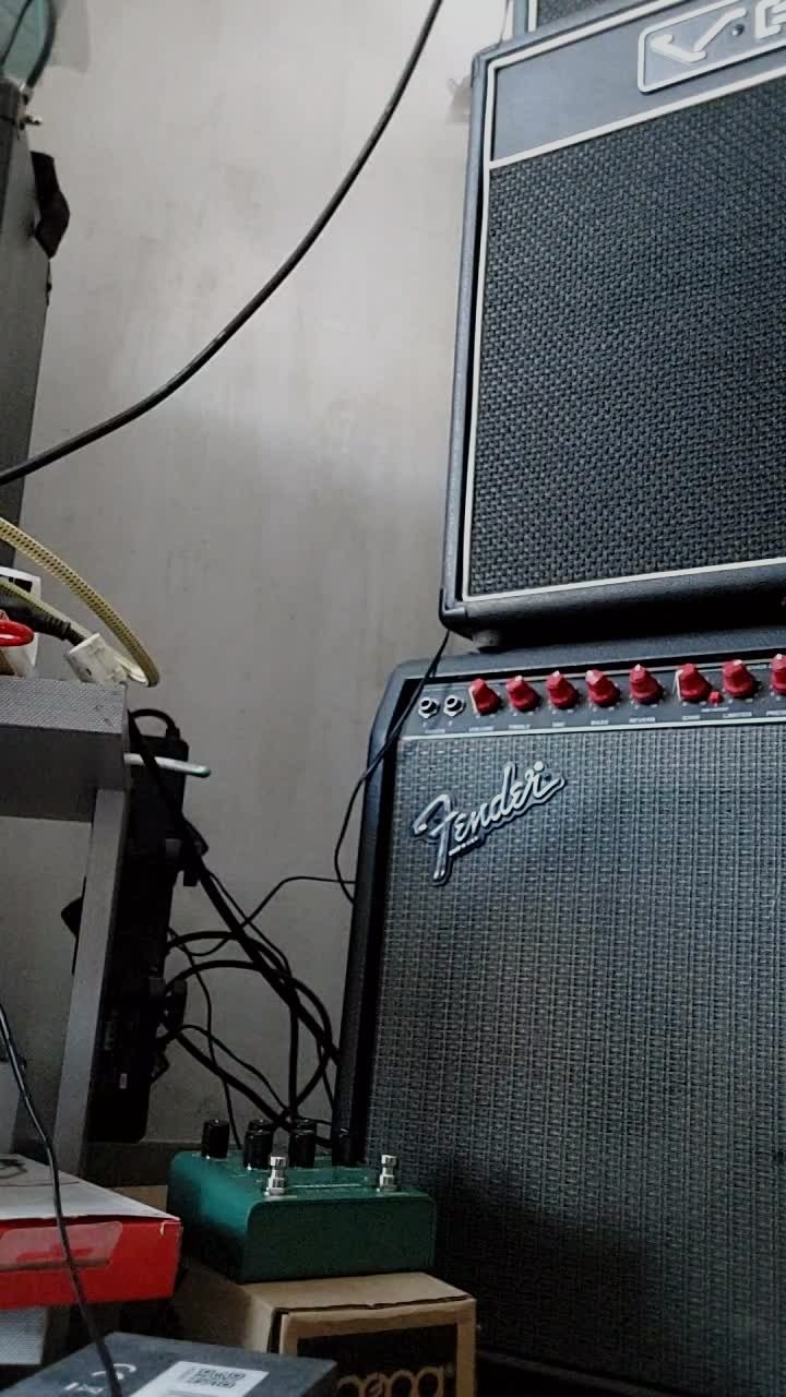 Carcosa Fuzz su VHT Special 6 Ultra